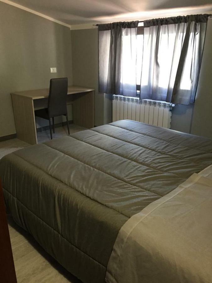 Albergo "Da Gigi" Селано Экстерьер фото